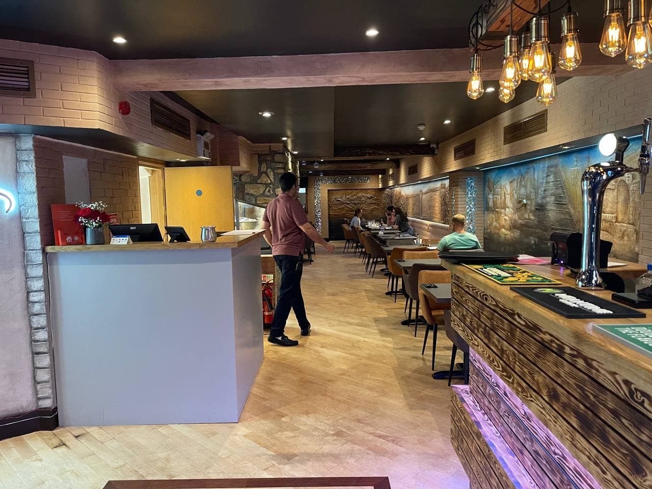 Dizzi Persian Restaurant